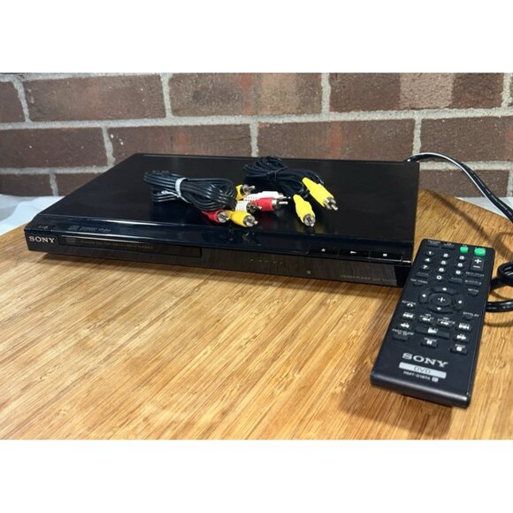 Sony CD/DVD Player Model DVP-SR200P With Remote AV Cables Dolby Tested Works - Picture 6 of 6